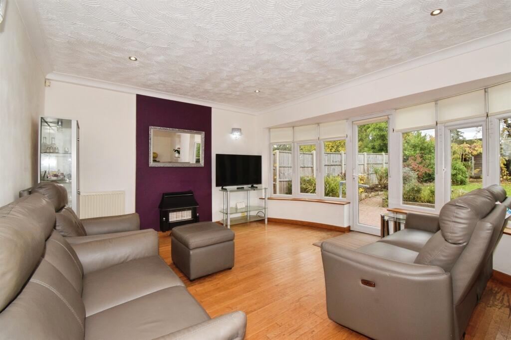 Drury Lane, Oadby, LEICESTER photo 2