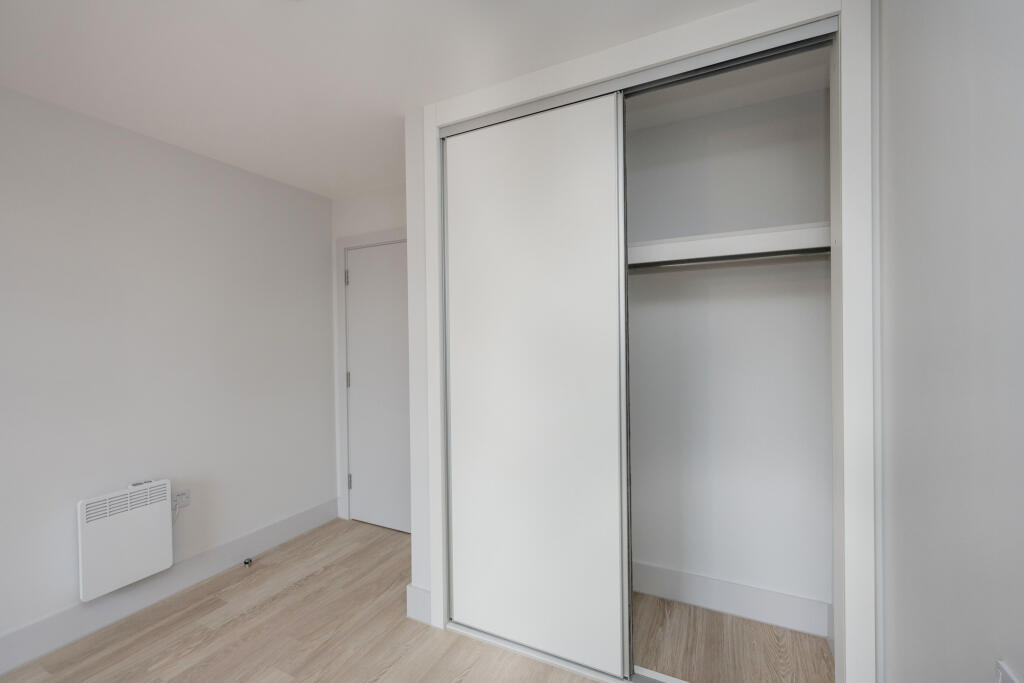 Apartment in Exeter - More