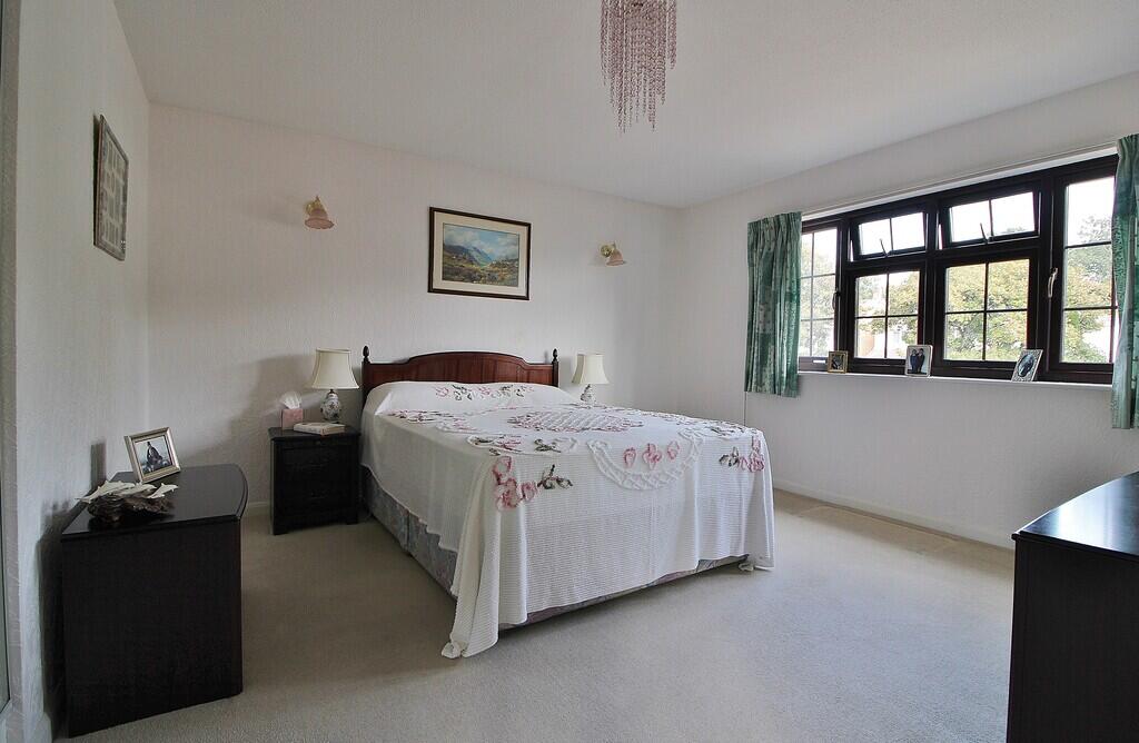 House in East Hampshire, Horndean - View 5