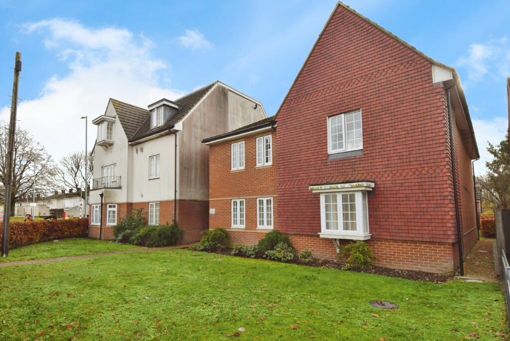 Main image of property: Boscombe Heights, Amesbury, SP4 7JH