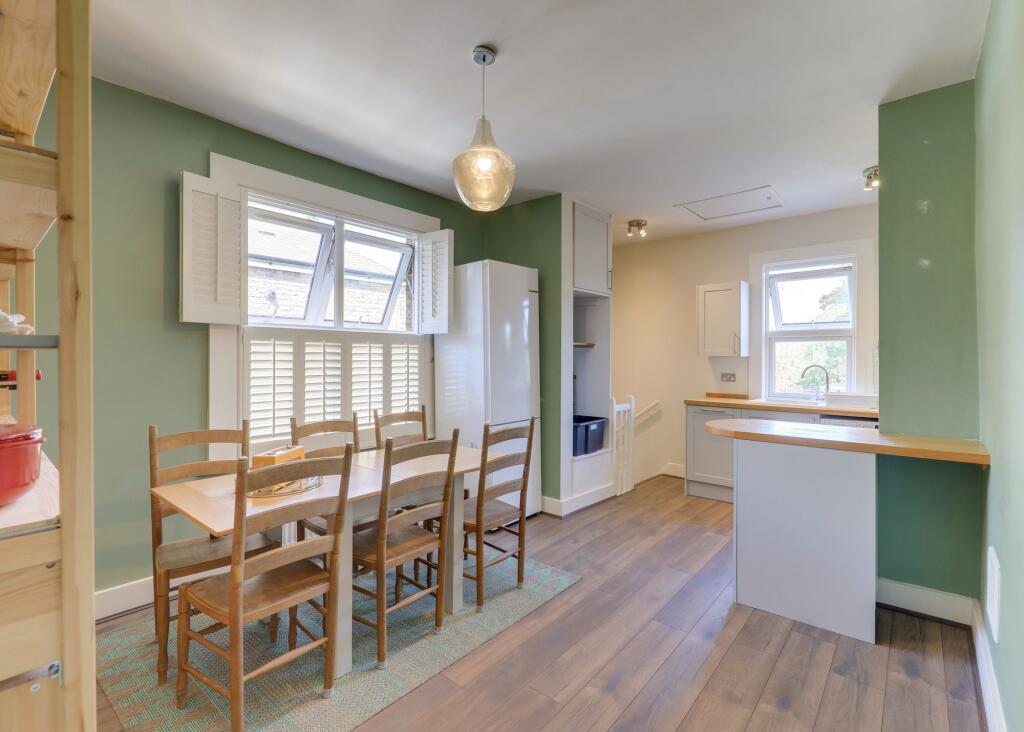 Apartment in London, Bell Green, Perry Vale - View 3