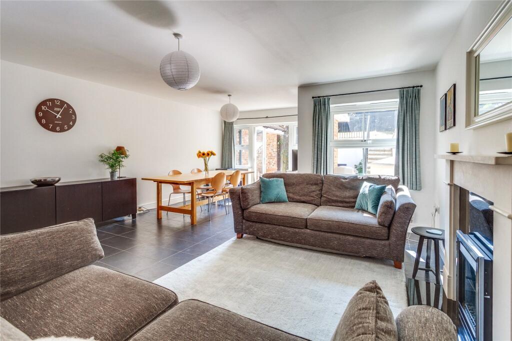 House in Reading - View 4