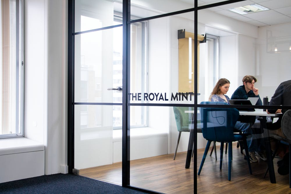 Bank House  meeting room.png