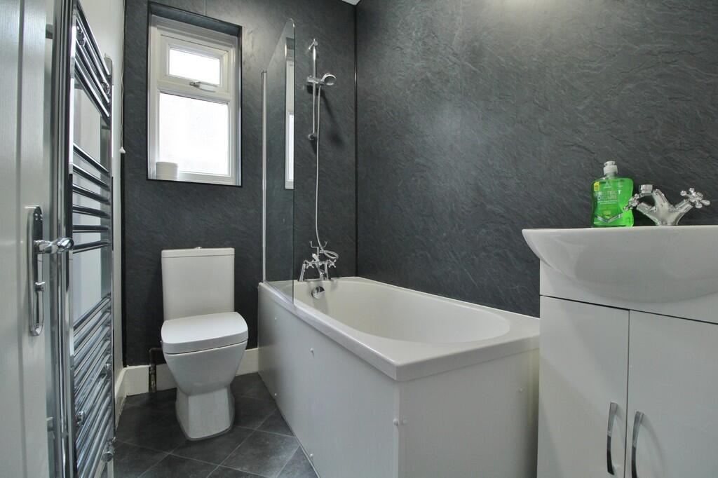 House in Portsmouth - View 4