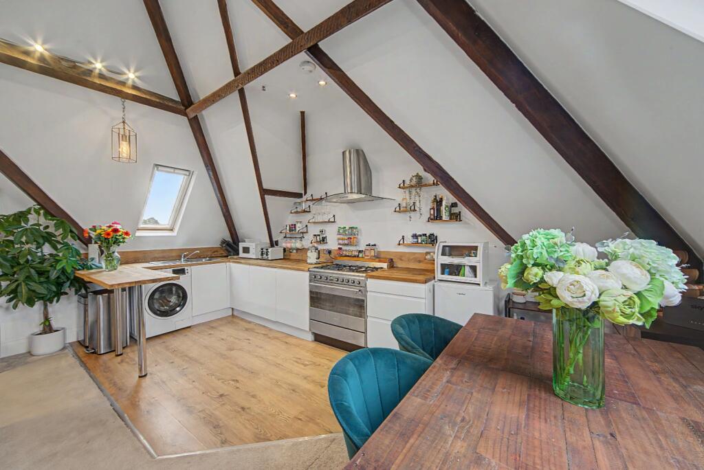 Apartment in Manchester - View 4