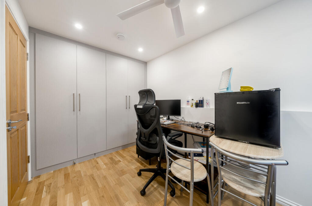 Palace Grove, Bromley, BR1 photo 5