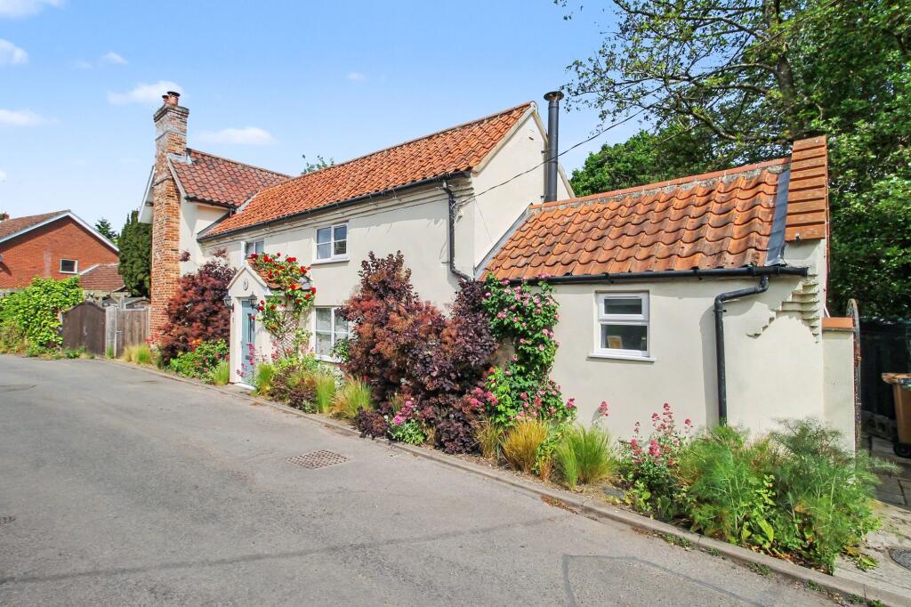 Main image of property: Beautifully Restored Detached Country Cottage in Corpusty
