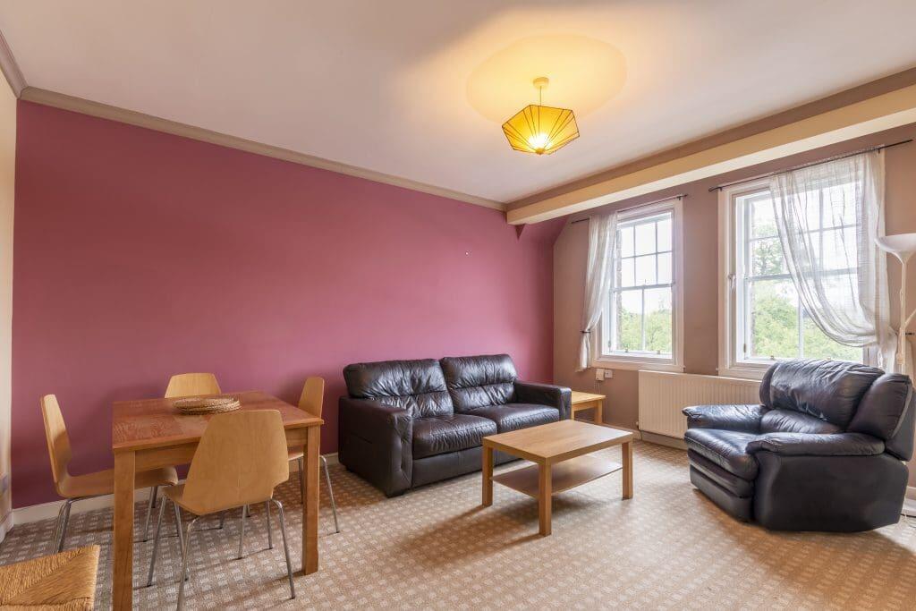 Main image of property: 0011L Gorgie Road, Edinburgh, EH11 3AA