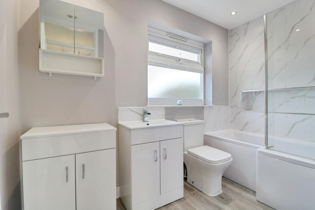 House in Southend-on-Sea, Eastwood - View 3