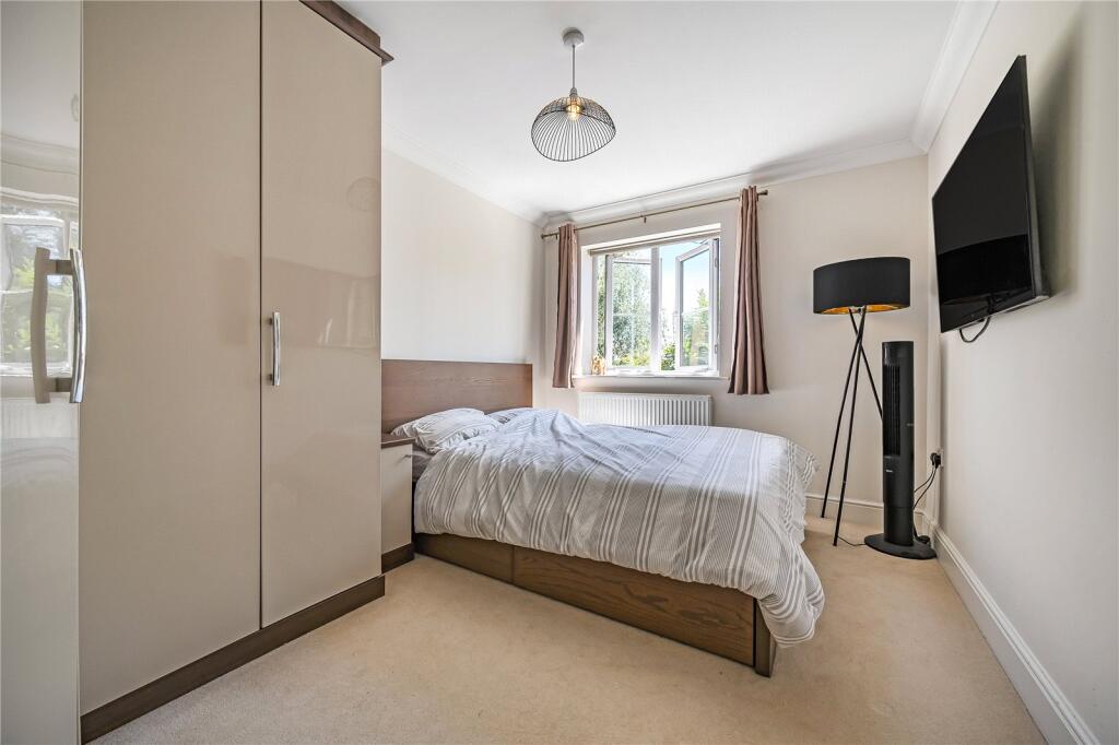 Apartment in London, Bowes - More