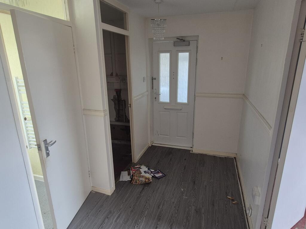 Apartment in Sefton, Liverpool City Region - View 5
