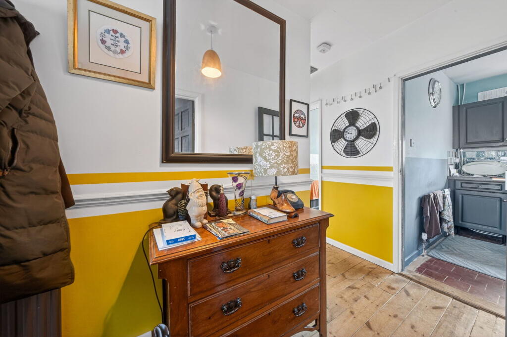 Cromwell Crescent, Market Harborough photo 4