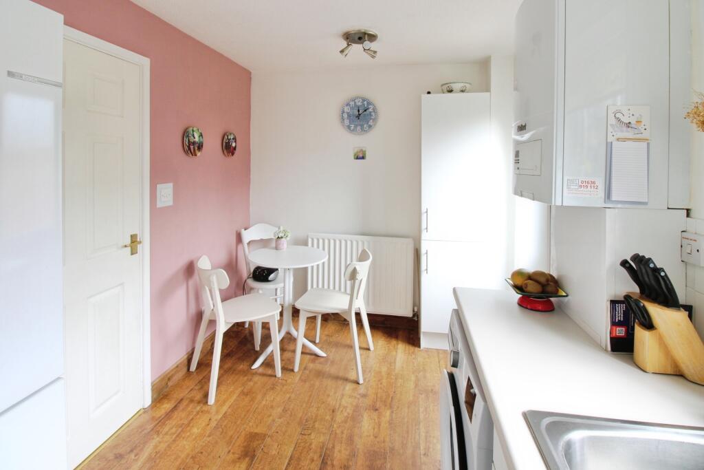 Clipsham Close, Balderton, Newark, NG24 - View 6