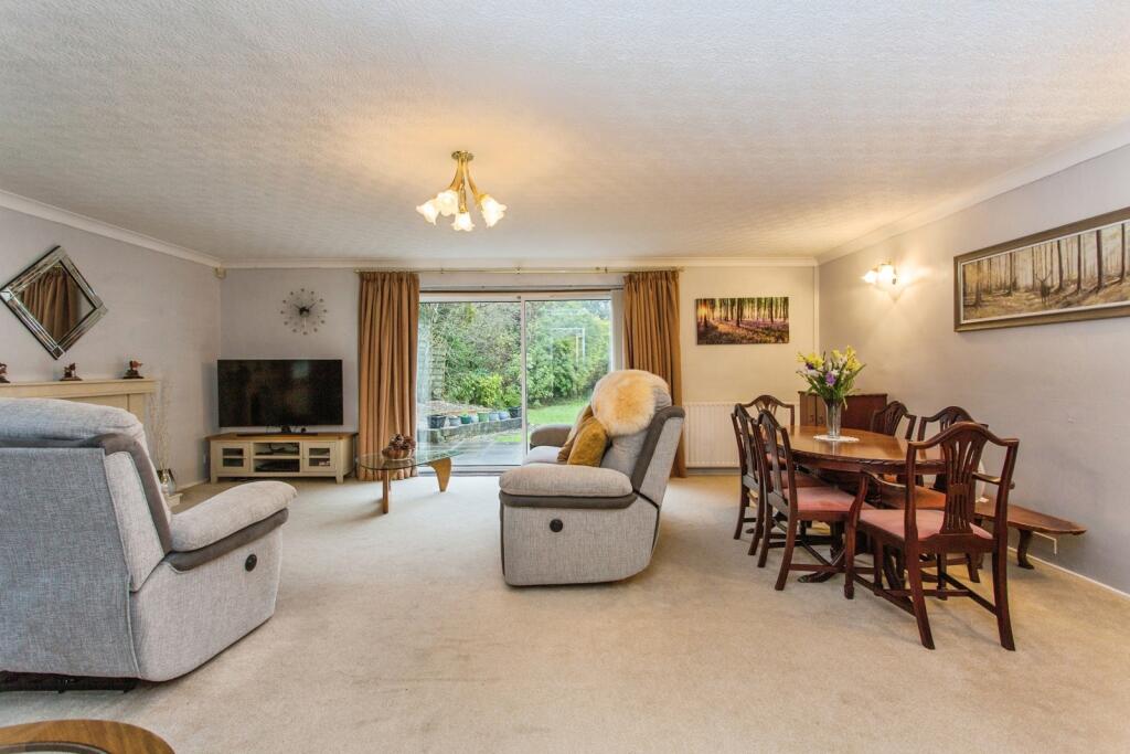 Higher Meadow, Leyland, Lancashire, PR25 photo 5