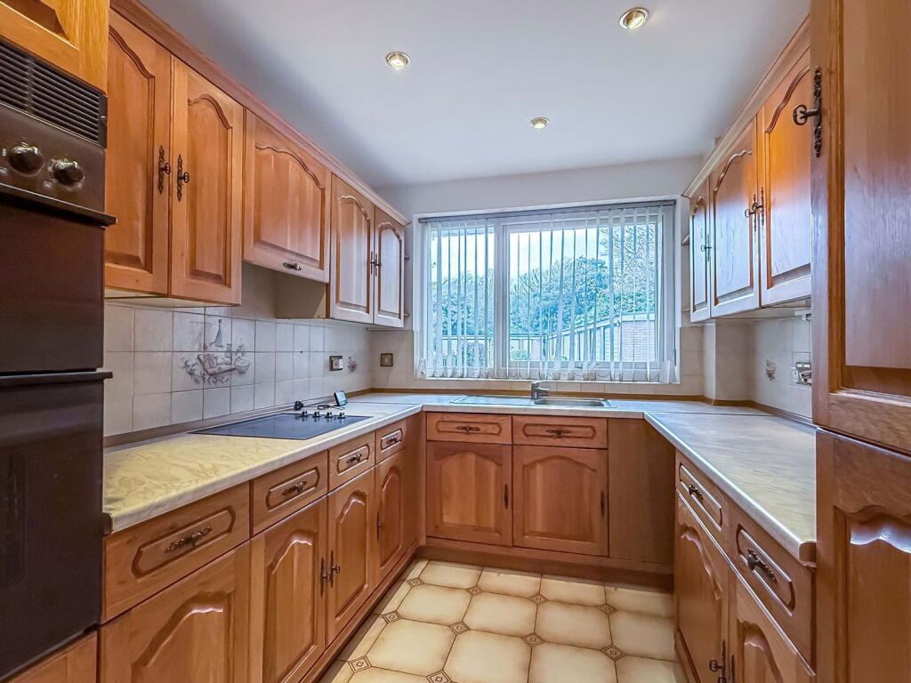 Lancaster Lodge, Lancaster Road, Birkdale, PR8 photo 4