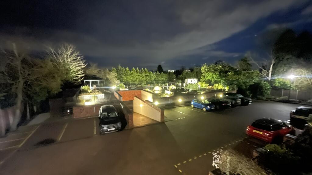 Apartment in Sutton Coldfield, Maney - View 2