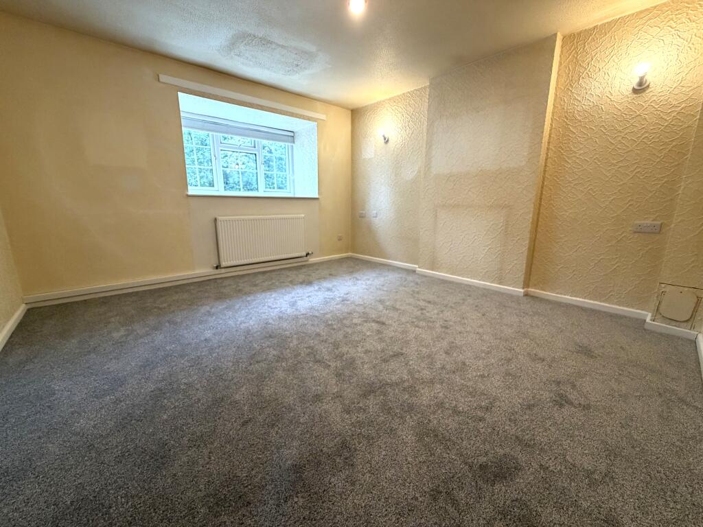 Apartment in Stockport - View 4