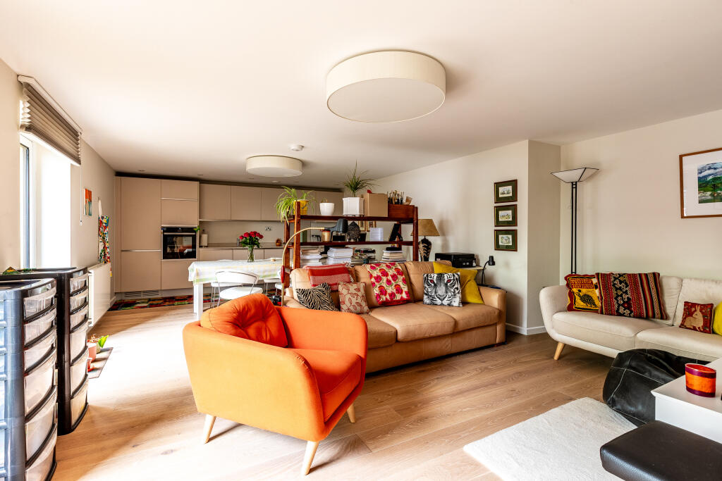 Main image of property: Jubilee Place, Redcliffe, Bristol, BS1