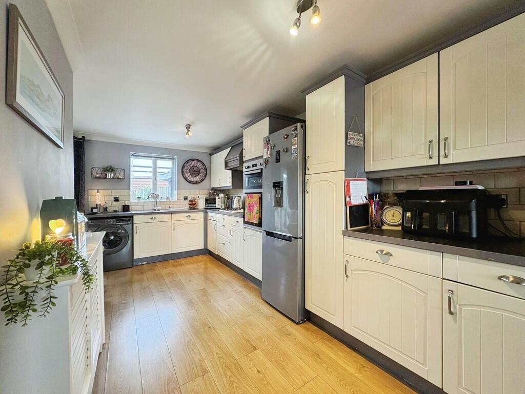 Additional image 17 of Merevale Way, Yeovil