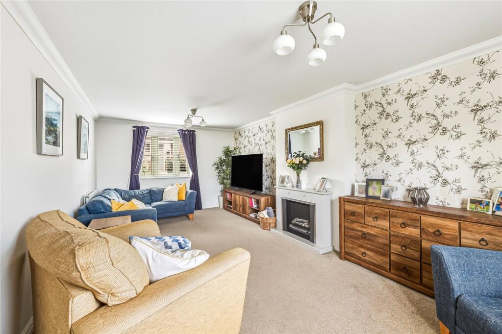 Kerrison Close, Lidlington, Bedfordshire, MK43 photo 3