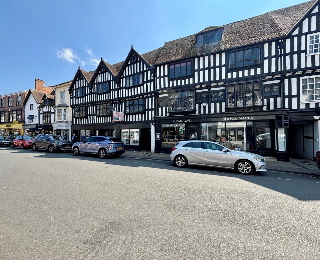 Main image of property: High Street, Stratford-Upon-Avon, CV37 6AU