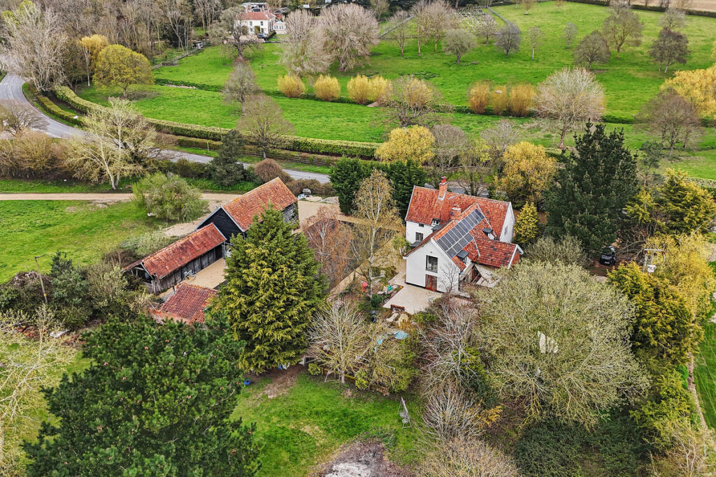 Main image of property: Woodbridge Road, Framlingham, IP13 9
