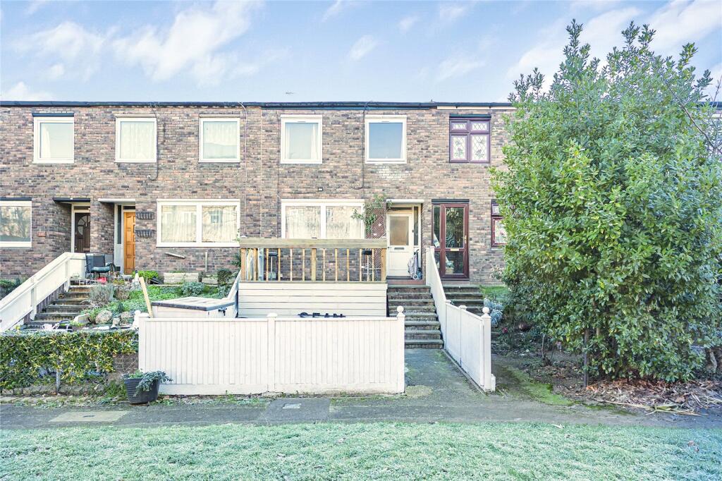 Main image of property: Dowdeswell Close, London, SW15