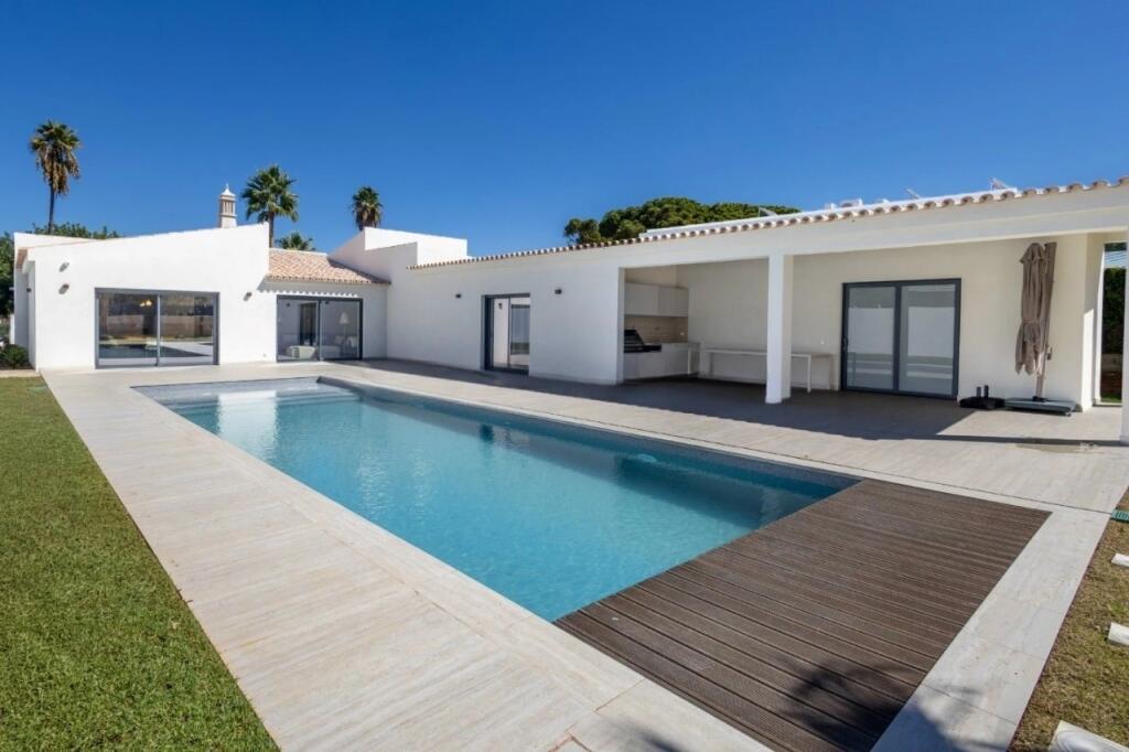 Main image of property: Algarve, Vilamoura