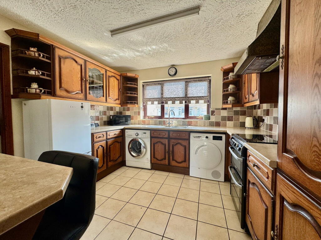 St. Crispins Road, Westgate-on-sea, CT8 8EB - View 5