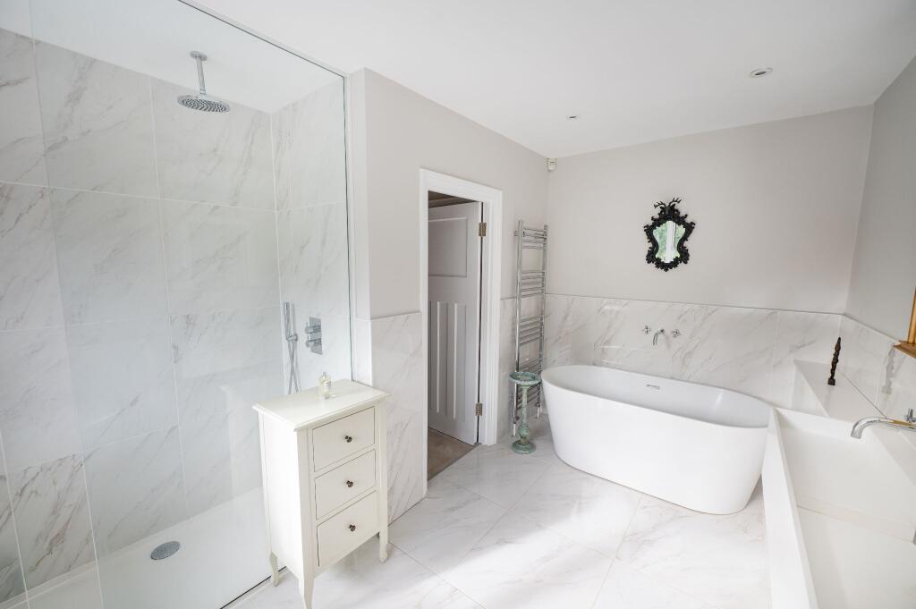 Additional image 17 of Bradmore Way, Brookmans Park, AL9