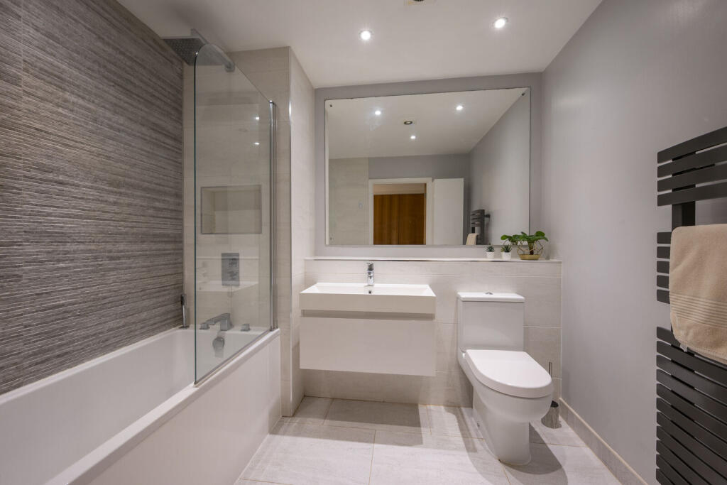 Apartment in London, Southfields - More