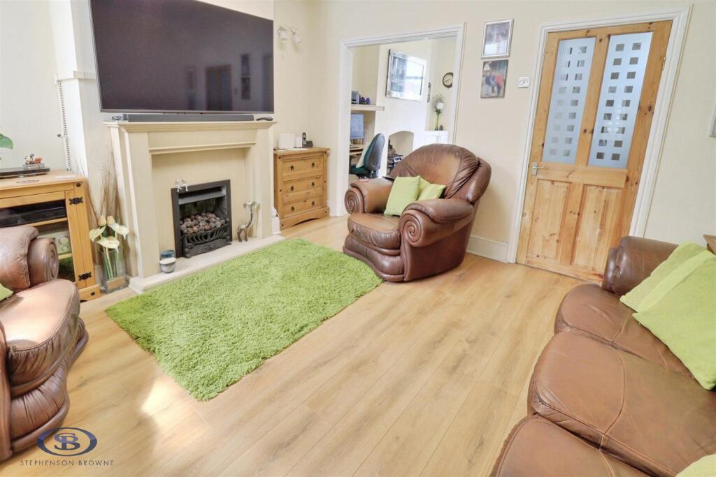 House in Crewe, Cheshire East - More