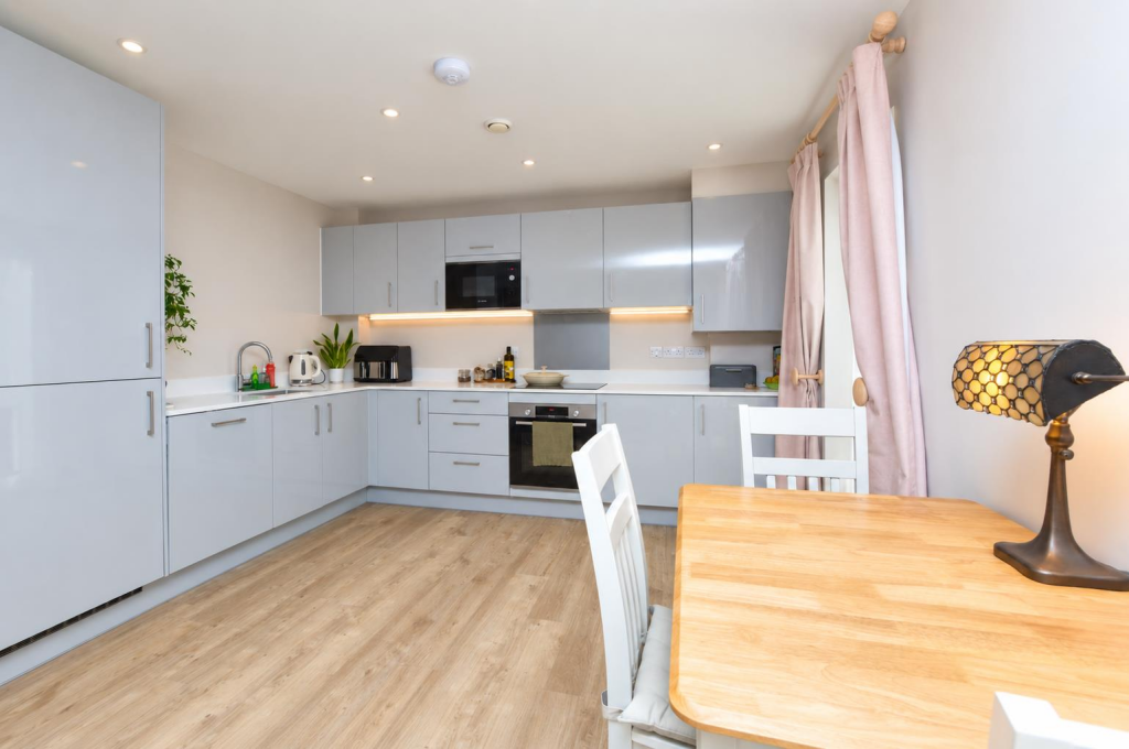 Apartment in Norwich, Thorpe Hamlet - View 4