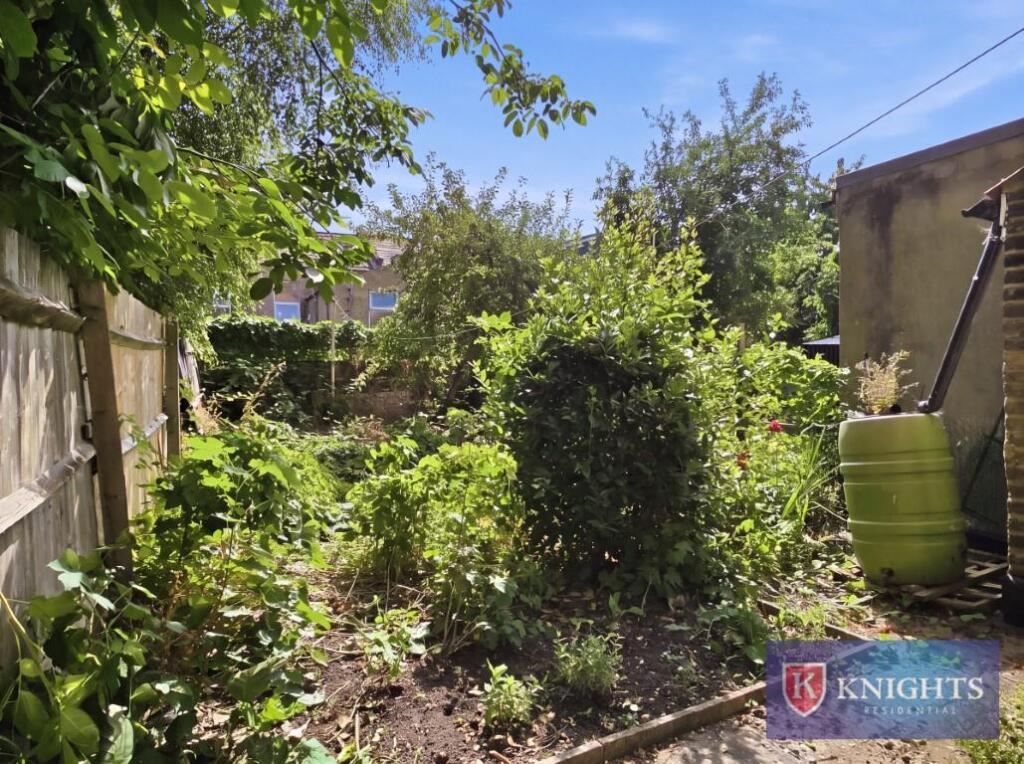 Elsden Road , Bruce Grove, London, N17 - More
