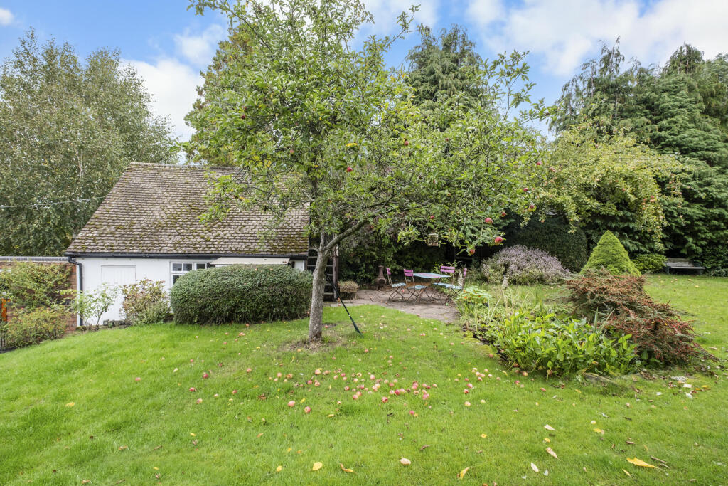 Additional image 6 of Parish Hill, Bournheath, Bromsgrove B61 9JH