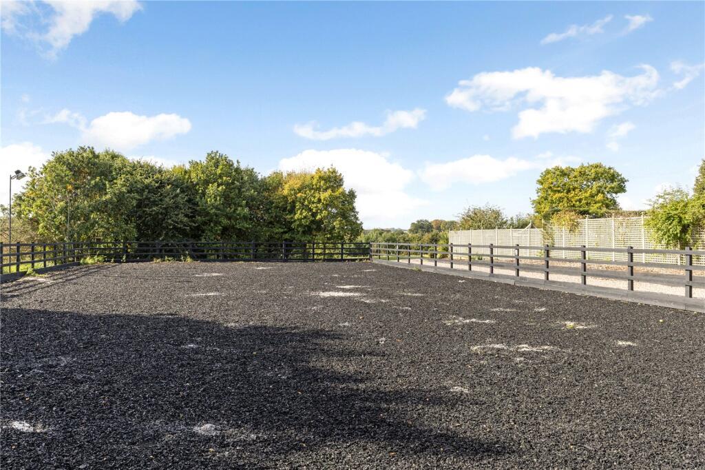 Additional image 51 of Rabley Heath Road, Welwyn, Hertfordshire, AL6