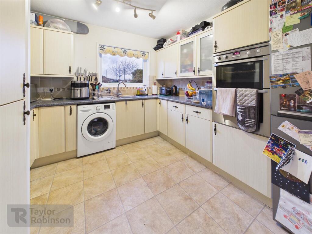 Downland Drive, Southgate, Crawley - View 4