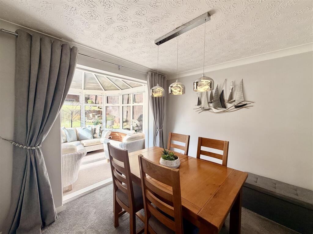 House in Loughborough, Nanpantan - View 3