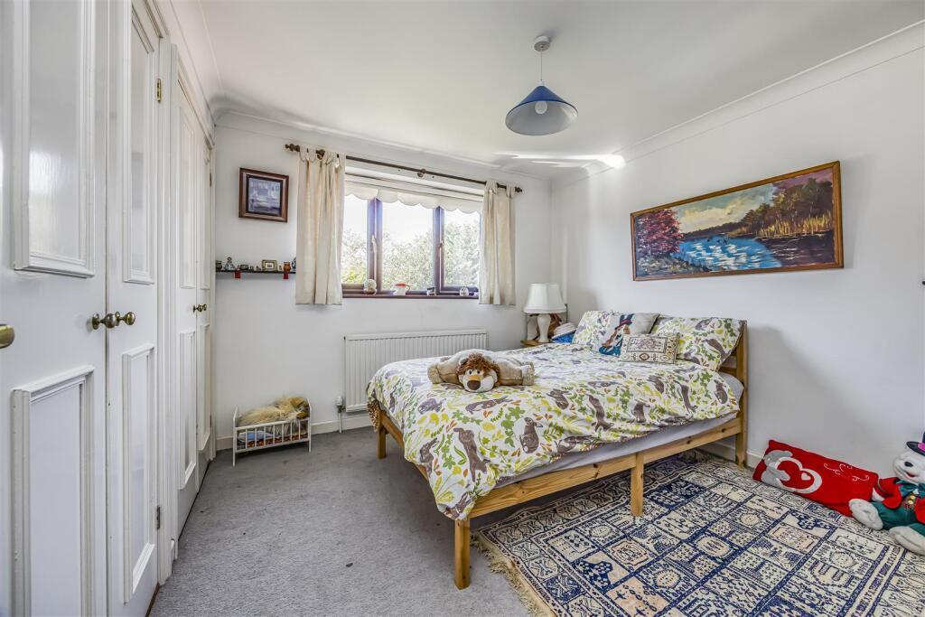 Brent Court, Emsworth photo 3