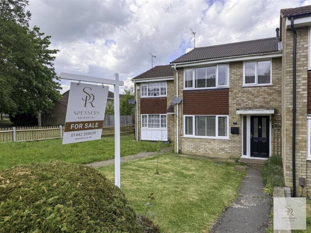 Main image of property: Elstree Road, Hemel Hempstead, HP2