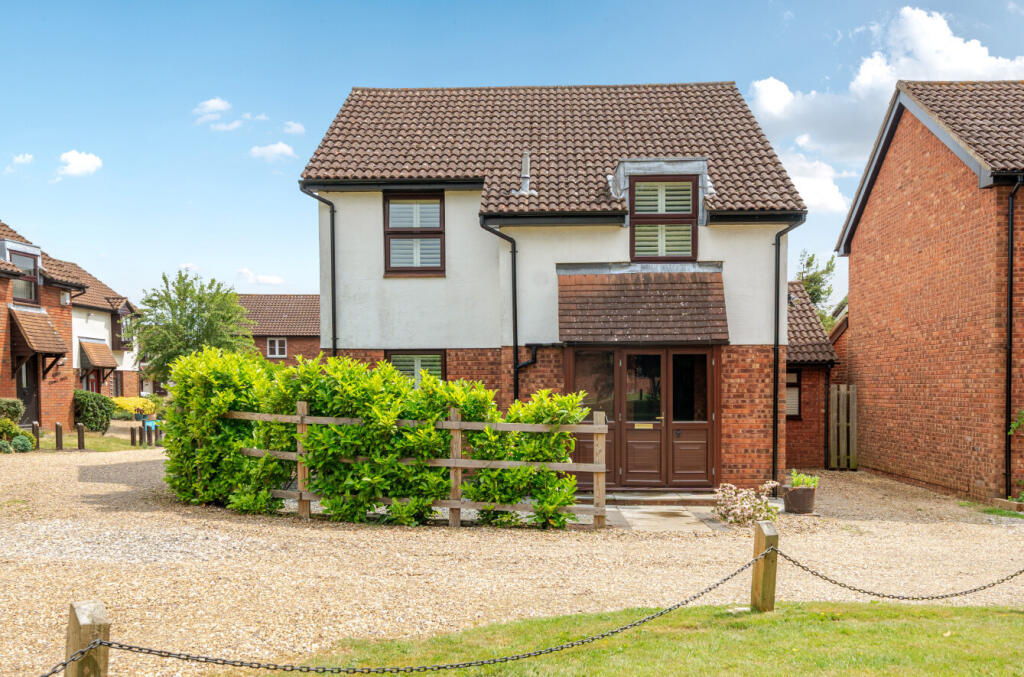5-bed detached on Chenies Green, Bishop's Stortford, Hertfordshire, CM23, £550,000