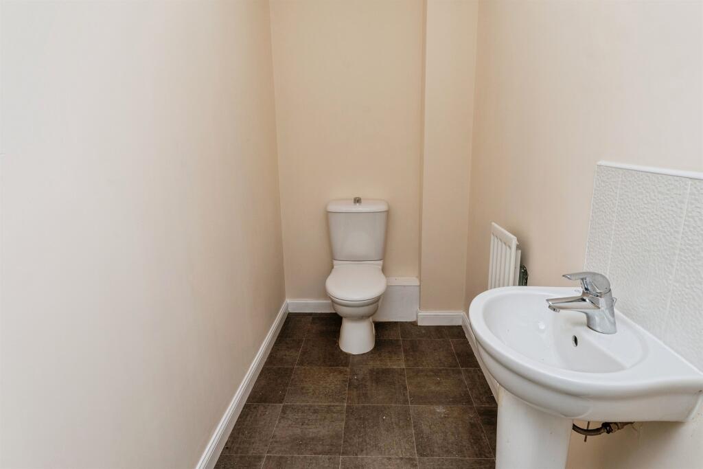 House in Chester, Caldy Valley, Huntington - More