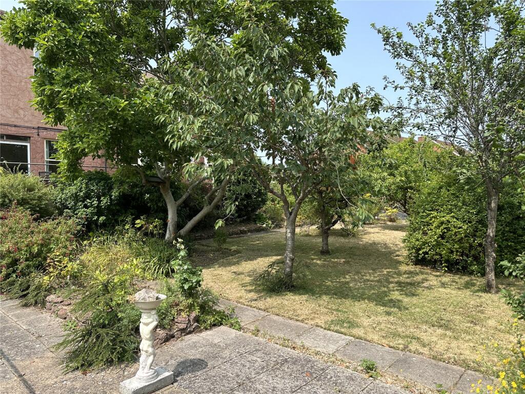 Property photo 11