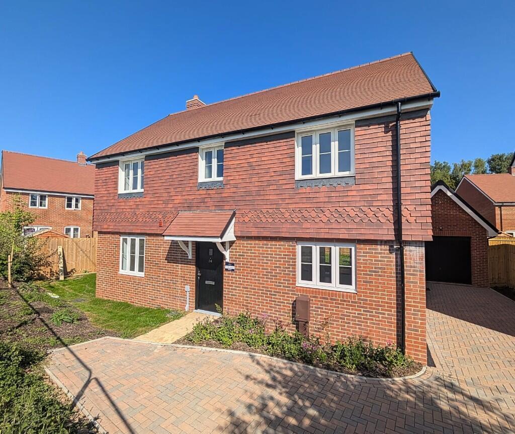 Main image of property: Barnham Road,
Eastergate,
PO20 3RT