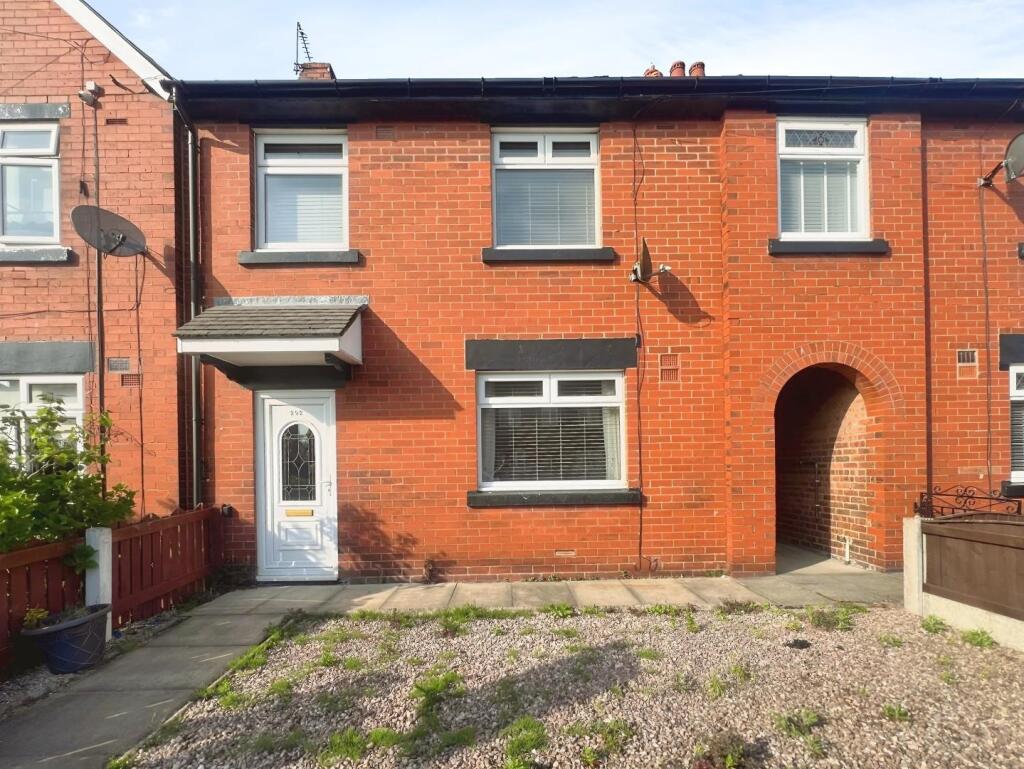 3-bed terraced on Crankwood Road, Abram, £150,000