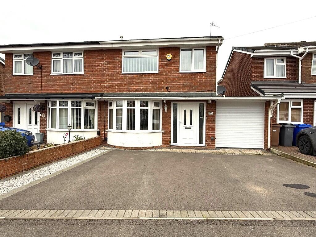 Main image of property: Meadow Lane, Trentham, Stoke-On-Trent, Staffordshire, ST4