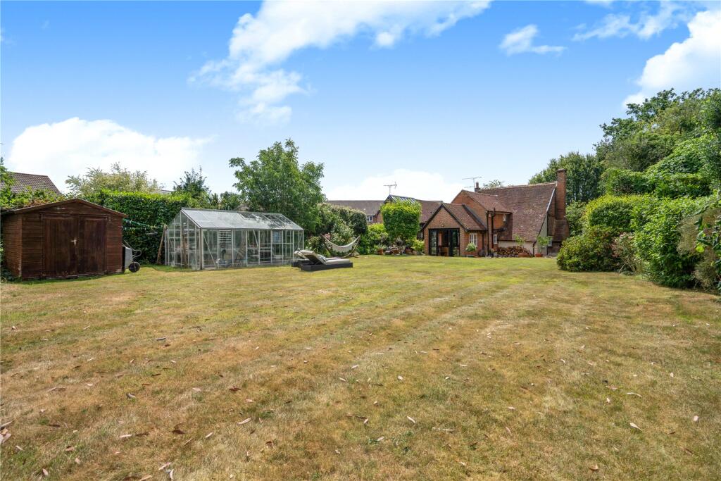 House in Surrey Heath, West End - View 2