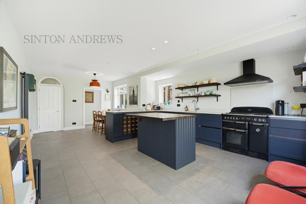 House in London - View 3