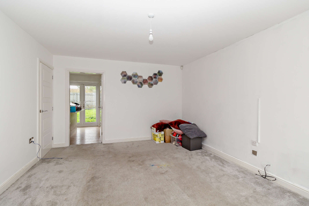 Siskin Avenue, Bacup, Lancashire photo 3