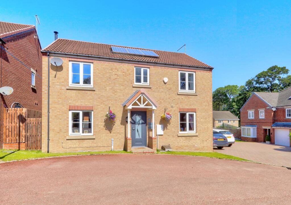4-bed detached on Crosswood Avenue, Middlesbrough, TS6, £325,000